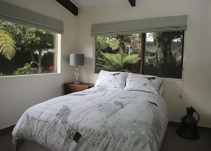 Roselake Retreat * 罗托鲁阿